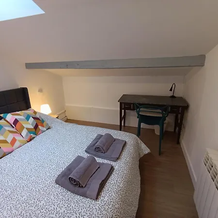 Apartman Atico Con Encanto Junto A La Plaza Mayor De Burgo