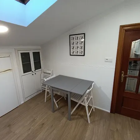 ático Con Encanto Junto A La Plaza Mayor De *