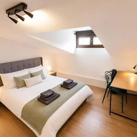 Atico Con Encanto 3 Dobles San Lorenzo * Burgo