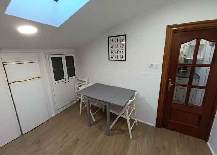 Atico Con Encanto Junto A La Plaza Mayor De *