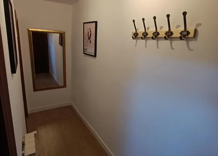 Atico Con Encanto Junto A La Plaza Mayor De